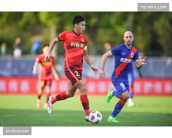 西甲教练研讨会关注“肋部空间防守”，各队助教交流区域联防心得